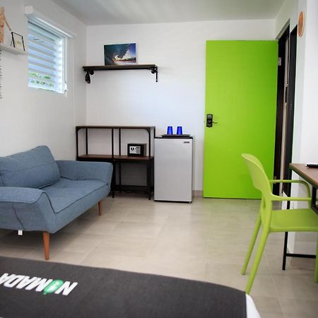 Nomada Beach Hostel- Isla Verde 산후안 외부 사진