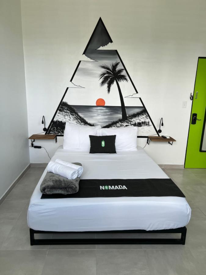 Nomada Beach Hostel- Isla Verde 산후안 외부 사진