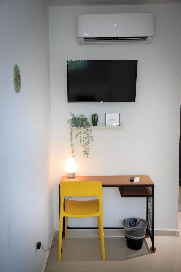 Nomada Beach Hostel- Isla Verde 산후안 외부 사진