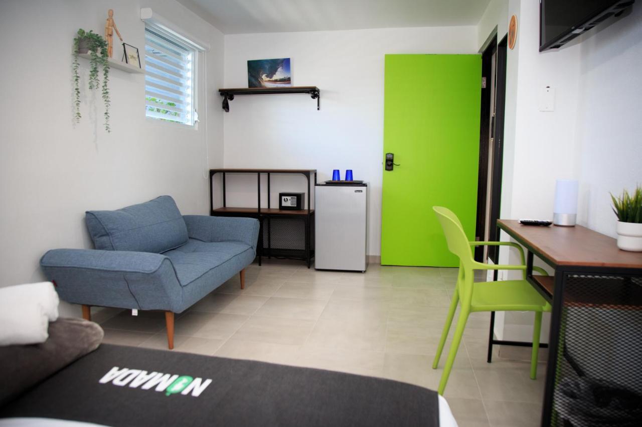 Nomada Beach Hostel- Isla Verde 산후안 외부 사진