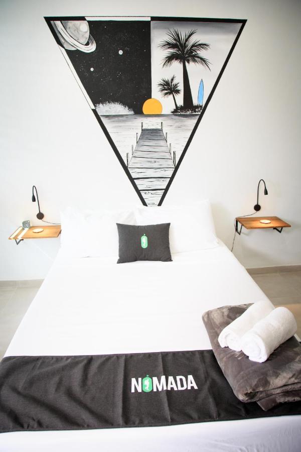 Nomada Beach Hostel- Isla Verde 산후안 외부 사진
