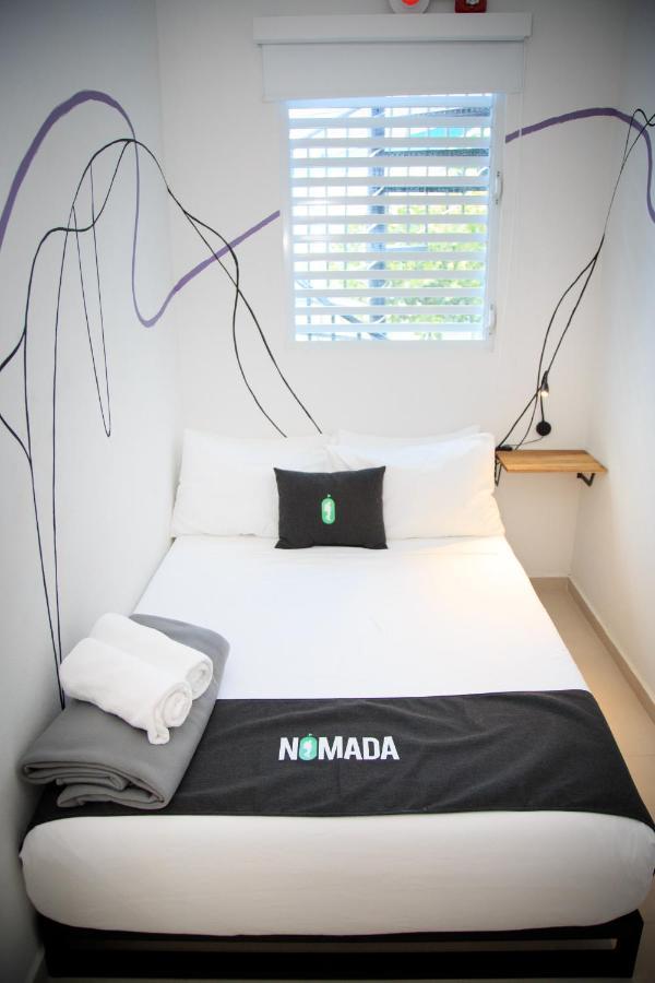Nomada Beach Hostel- Isla Verde 산후안 외부 사진