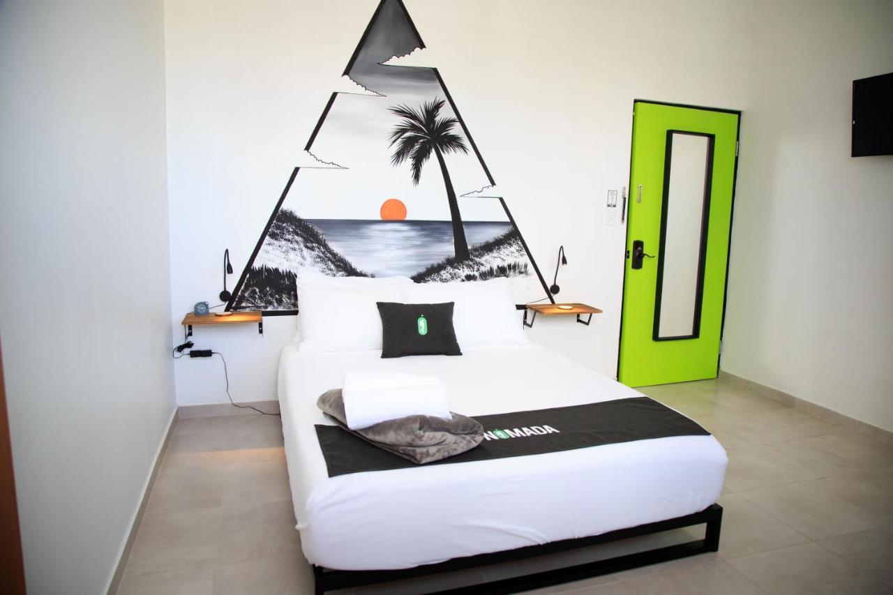 Nomada Beach Hostel- Isla Verde 산후안 외부 사진