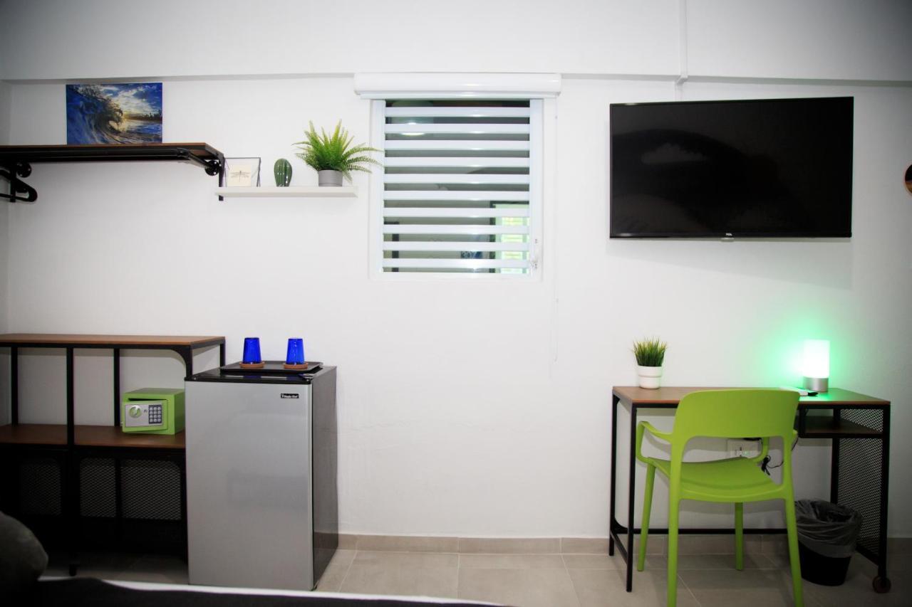 Nomada Beach Hostel- Isla Verde 산후안 외부 사진